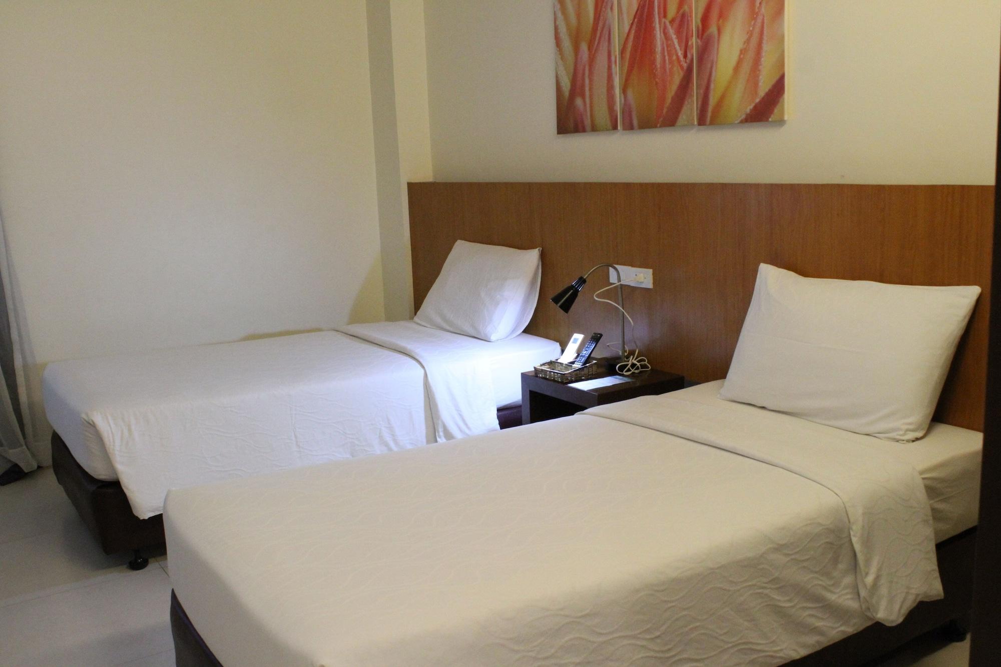 Ocean Suites Bohol Boutique Hotel Tagbilaran City Bagian luar foto