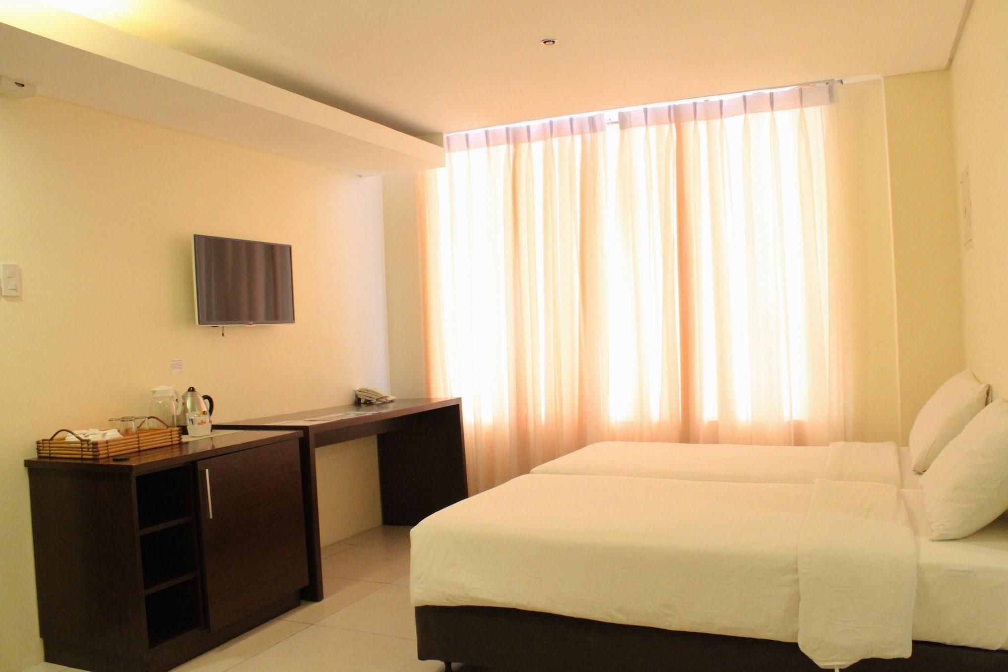 Ocean Suites Bohol Boutique Hotel Tagbilaran City Bagian luar foto